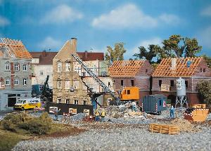 241-130466 - Abbruchhaus mit Bagger