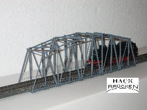 390-B30 - Bogenbrücke 30cm eingleisig